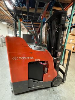 Toyota Standup Forklift - new batteries