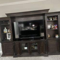 Beautiful large entertainment center