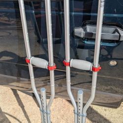 Like New Crutches Fully Adjustable All Heights Crutch Pair