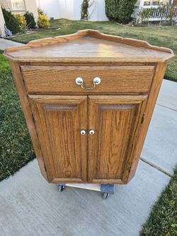 Solid Oak Corner Cabinet 