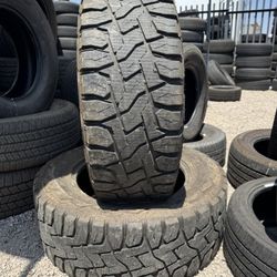 35x12.50R20 Used Pair (2) Good Condition!