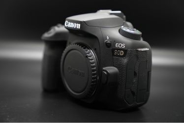 Canon 90D with lenses and accessories