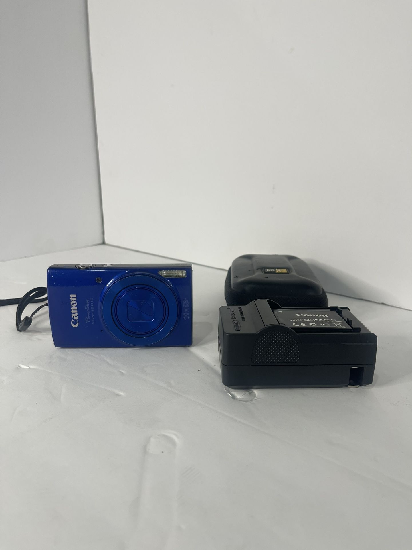 Canon PowerShot ELPH 190 IS 20MP 10X Optical Zoom Wi-Fi Digital Camera Blue
