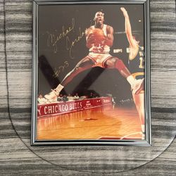 Michael Jordan Autographed 8x10