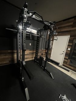 SMITH MACHINE/ HALF RACK/ ADJUSTABLE PULLEY SYSTEM/ FUNCTIONAL TRAINER/ VESTA FITNESS/ FREE DELIVERY 🚚