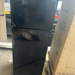 8 Cubic Ft.  Furrion Ever Chill 12 V New Refrigerator 