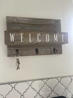 Entryway Gray Barn Wood Farmhouse Welcome Mail Station with Hooks