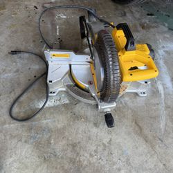 Dewalt Corded Compound Saw
