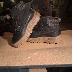 New Carter Boots Size 6t
