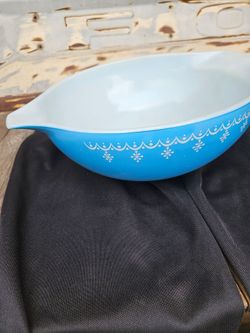 Pyrex bowl