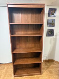 Shelving Unit (Brown)