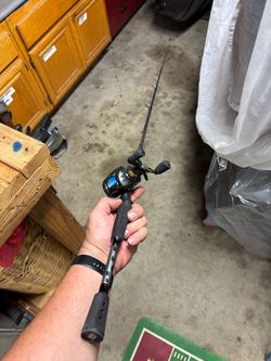 Bait caster combo