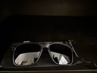 Oakley Holbrook