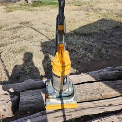 Dyson DC14