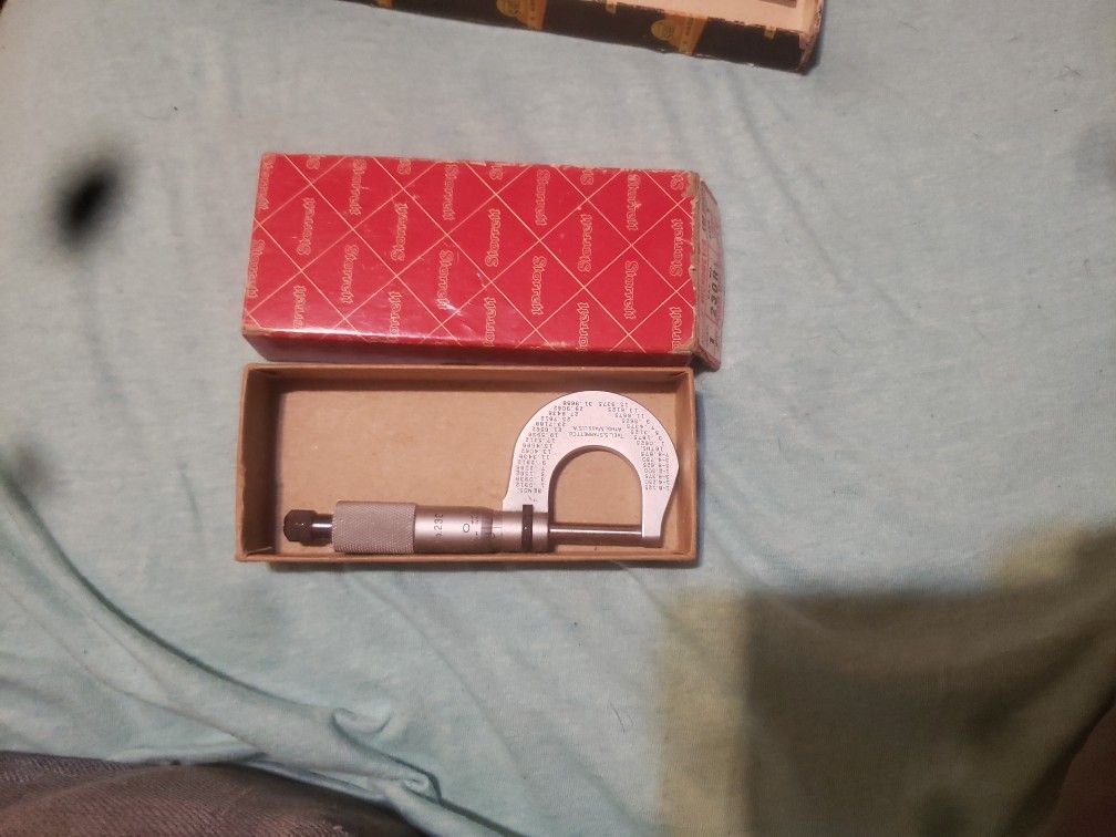  Starrett No. 230 Micrometer
