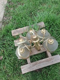 Light Fixture $25.00 cash only (serious buyers)