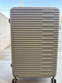 XL Luggage