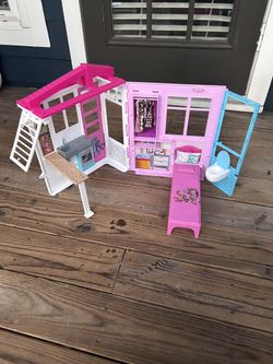 Barbie Malibu Dollhouse