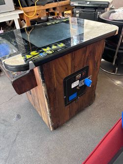 original 1981 Midway Pac-Man cocktail table arcade