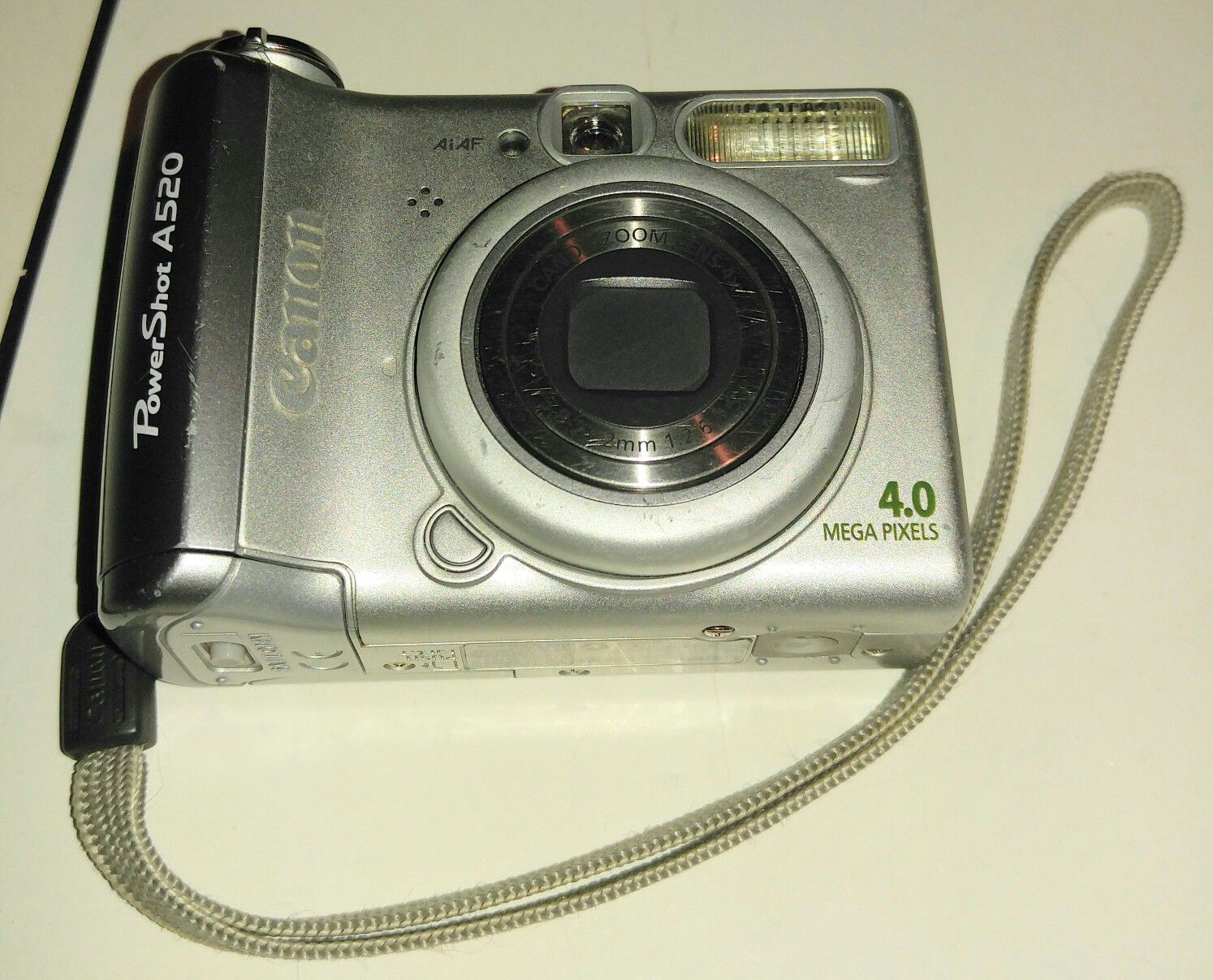 Canon PowerShot A520 4.0 Digital Camera