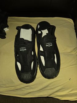 Sandals (Unisex) 9 mens 10 ladies