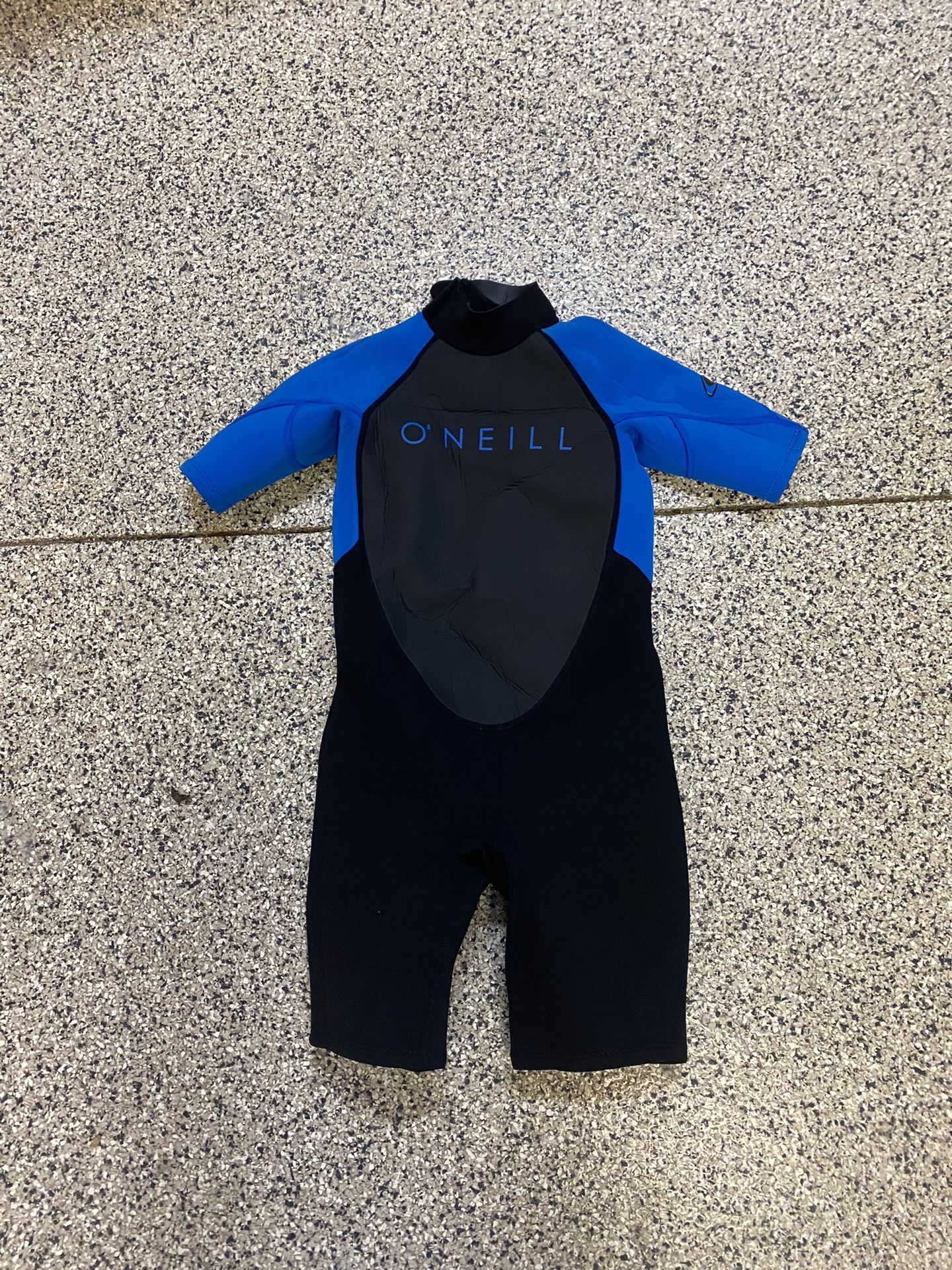 Used Twice - Brand New Kids Wet Suit Size 8