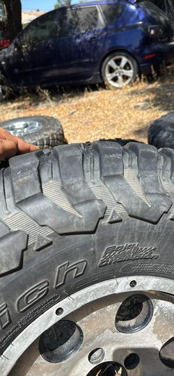 Tires and rims 32x11.50 R15 LT mud terrain KM3