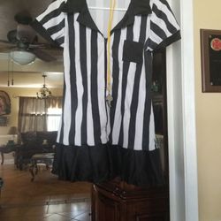 Referee