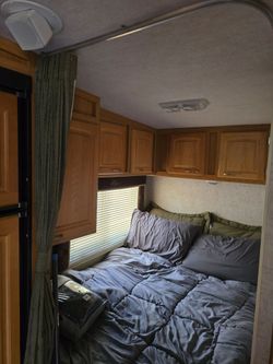 2007 Rage'n 27' toy hauler