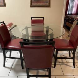 Dining Room Table with 4 Red Chairs