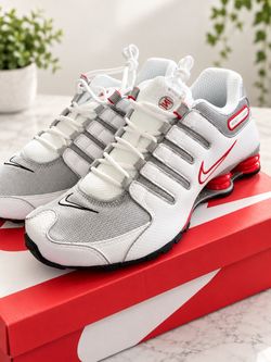 Nike 8