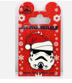 Disney Star Wars Christmas Holiday Stormtrooper Worrying Santa Hat Pin 