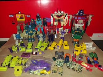 Transformers and gobot action figures. Original 80's g1 transformers