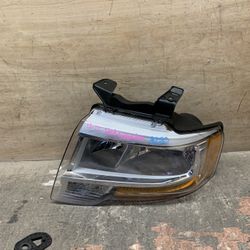 2015-2017 Ford Expedition Left Headlight