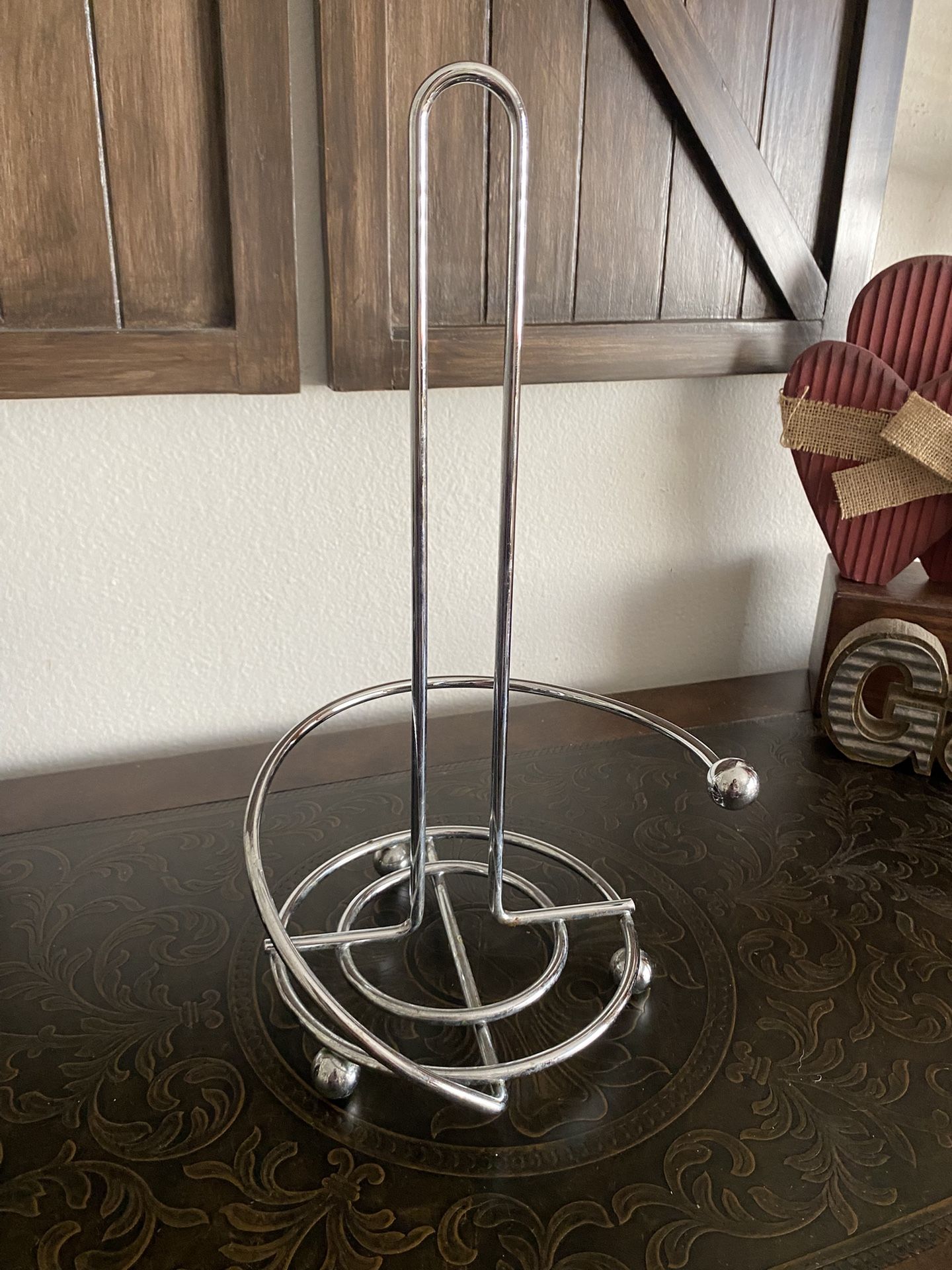 Standing Paper Towel Holder