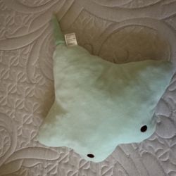 Stingray Plushie 