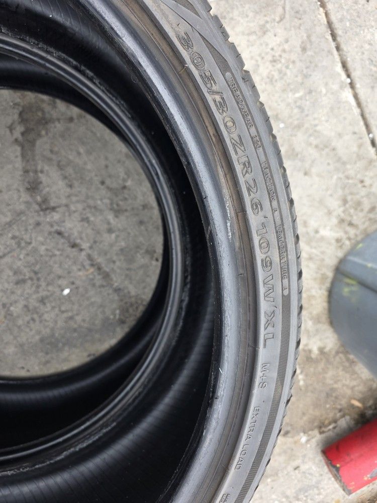 305/30zr26 Lionhart 3 Tires Only