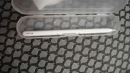 Apple Pencil in Protective Case