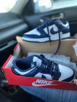 Nike dunks low midnight blue