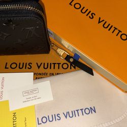 Louis Vuitton Black Leather Wallet