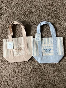 Traser Joes Striped Tote Bag