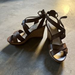 Brown Wedge Shoe 