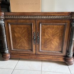 Beautiful Wooden Tv Stand 