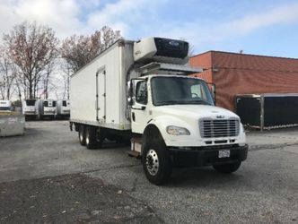 2018 Freightliner M2 106