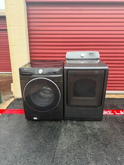 Samsung Washer And Dryer in good condition. Delivery and installation free