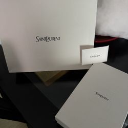 Saint Laurent 