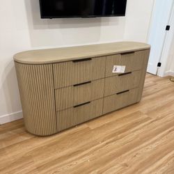 New Modern RH Inspired Fluted Dresser Light Oak, Free Delivery ✅ RH Byron Dupe Dresser Light Oak