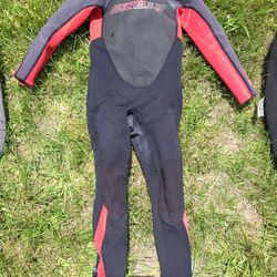 O'Neill Kids Wetsuit Size 8, 3/2 mm