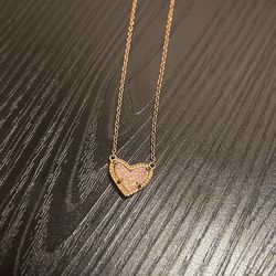 Kendra Scott necklace