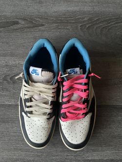 Travis Scott Jordan 1 Fragments